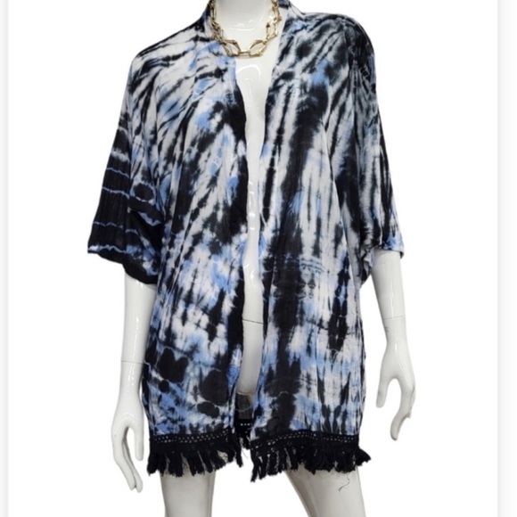 Gypsy 05 Shaka 3/4 sleeve easy Kimono. Black/azure/white. Size small. - Picture 2 of 9